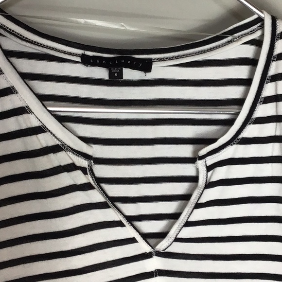Sanctuary > Striped V Neck Top Small - Picture 5 of 8